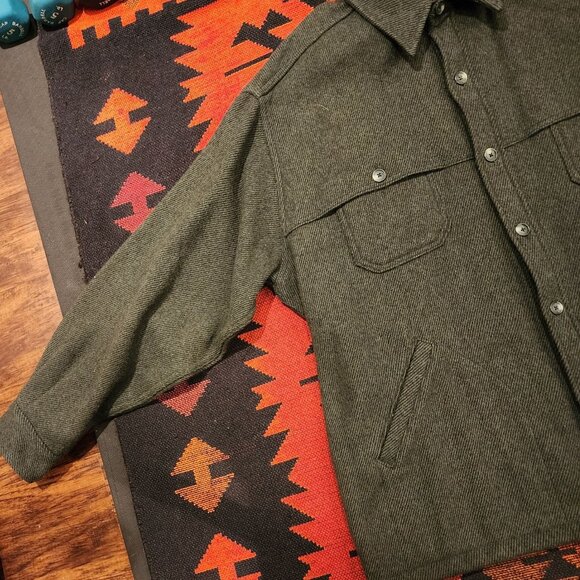 VINTAGE Woolrich Men's Green Wool/Nylon Button-Up Shirt Jacket XL - Picture 11 of 16